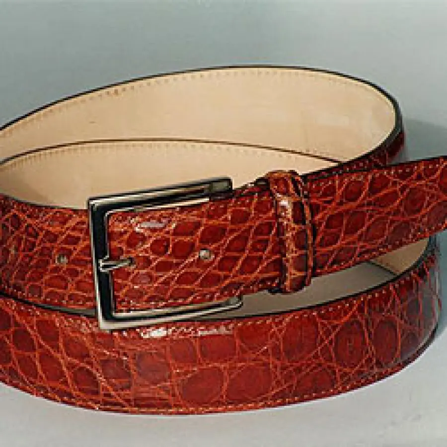 Calzature e accessori in pelle realizzati a mano