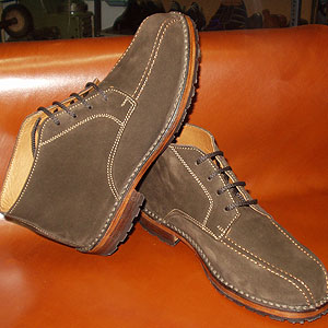 Scarpe su misura: una scelta di classe, eleganza e stile by Valli Shoes