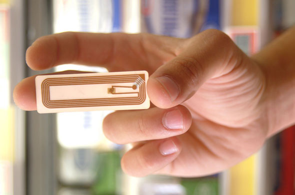 L'RFID entra nel tessile