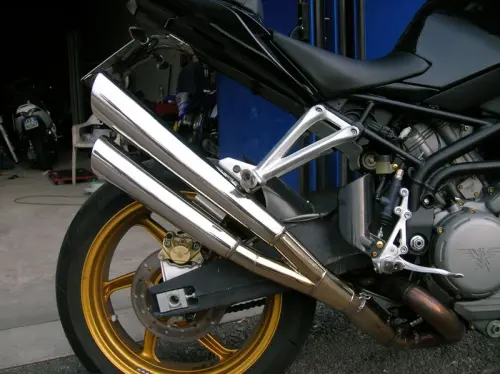 Marmitte su misura: qualità e durata per prodotti artigianali