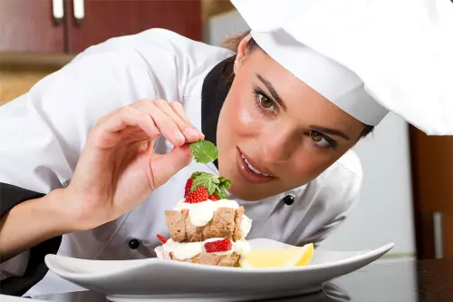 Ricevimenti e rendez vous a casa vostra non sono un problema con lo chef a domicilio.