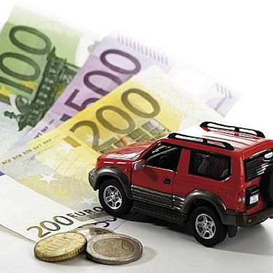 Risparmiare sulla polizza auto è davvero possibile