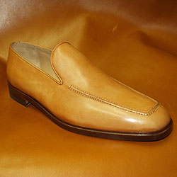 Scarpe su misura: calzature comode e personalizzate